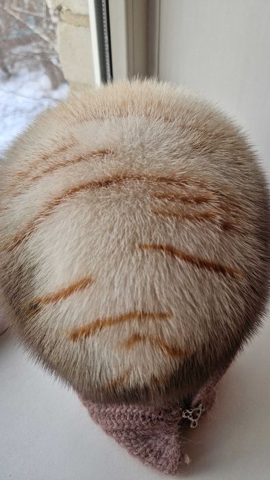 Мягкий норковый берет