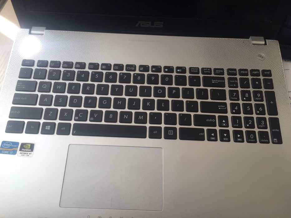 Kompyuter Asus core i7