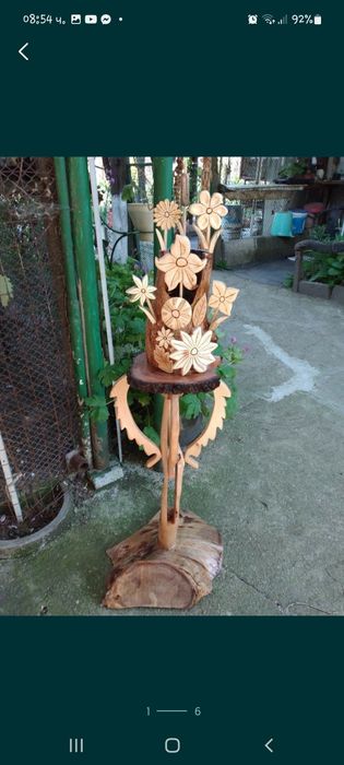 Часовник, картина,ваза от дърво