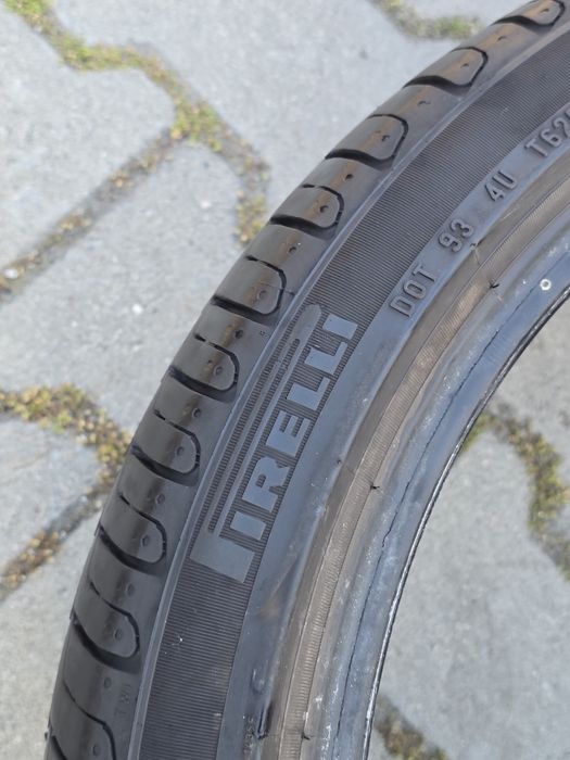 225 40 18 Pirelli