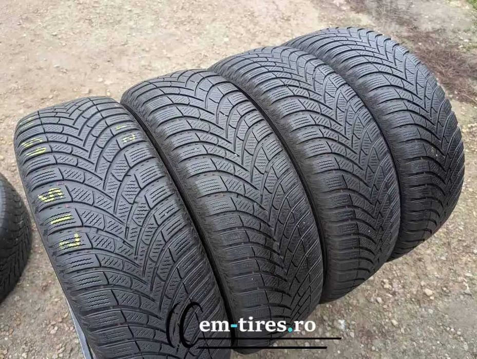 SET 4 Anvelope Iarna 215/65 R17 SEMPERIT Speed Grip 5 99H