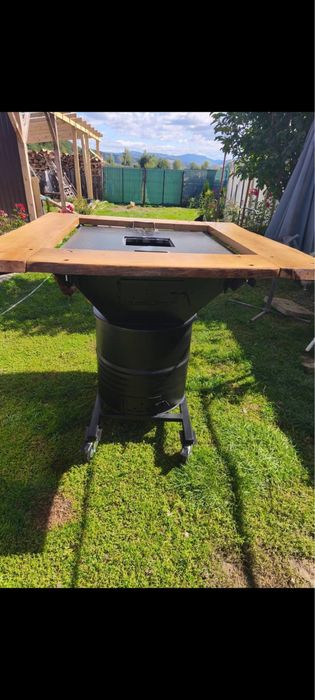 Plita de vanzare, gratar