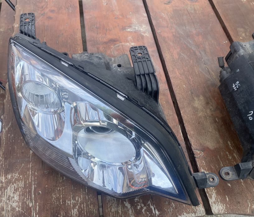 Far Xenon Complecte Stanga Dreapta Opel Antara An 2011 Fara defecte oferim Garantie