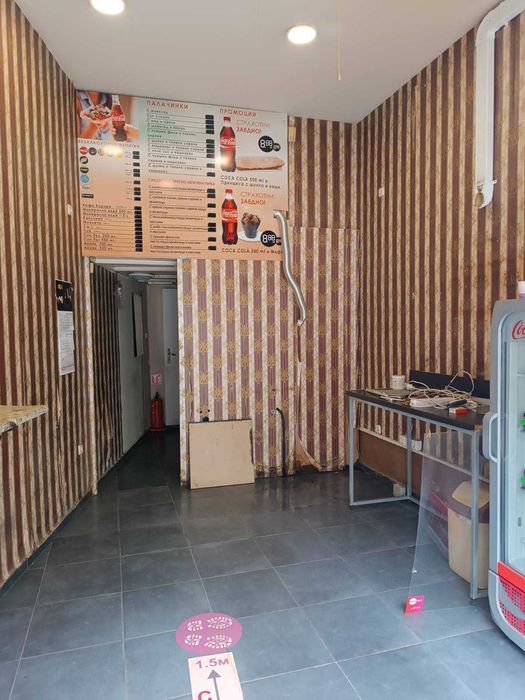 Дава се под наем Магазин в София, Център - 30 кв.м за 663 € - Снимка #1
