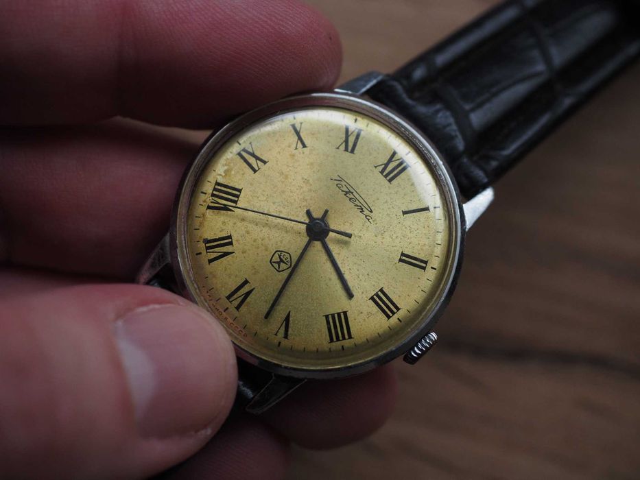 Ceas sovietic mecanic Raketa, 34 mm, funcțional, curea nouă, URSS