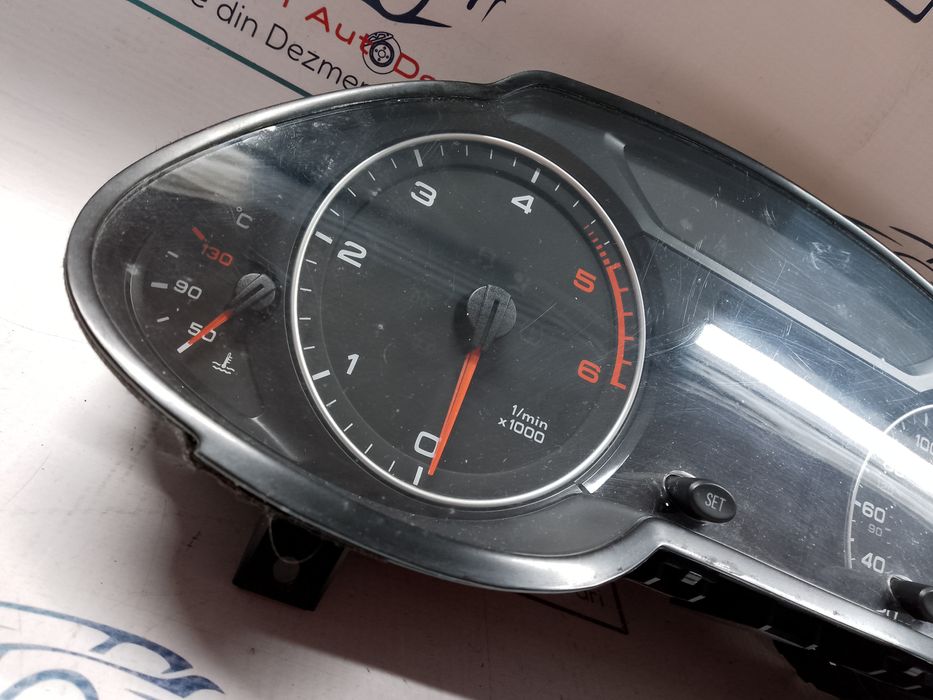 ceasuri bord uk  audi q5 2.0 motorina 2009