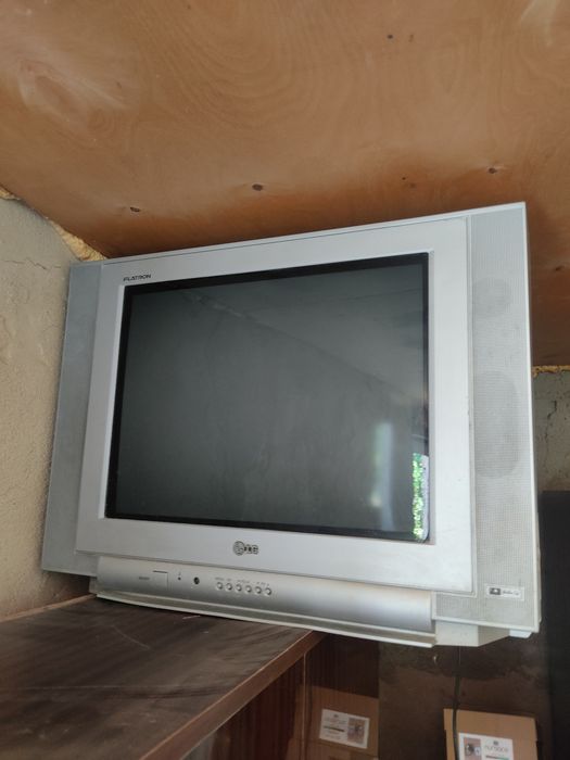 Продам телевизоры 4 штук