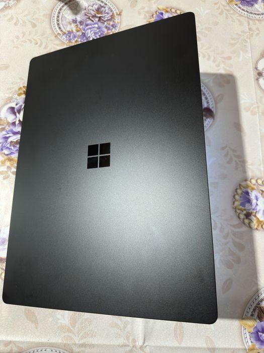 Surface laptop 4