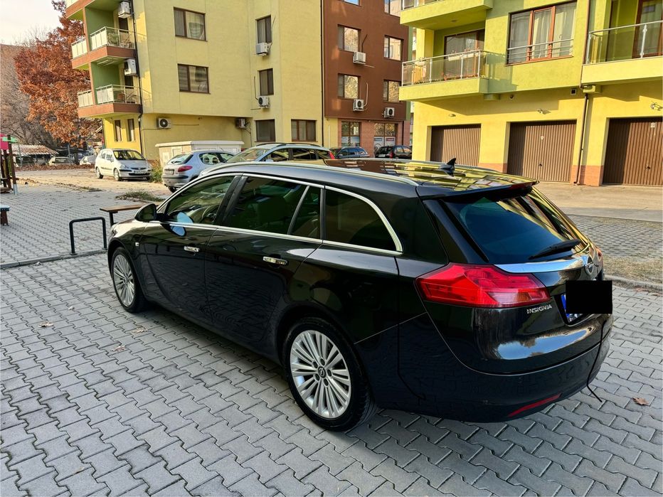 Opel Insignia 131 к.с 2011 diesel