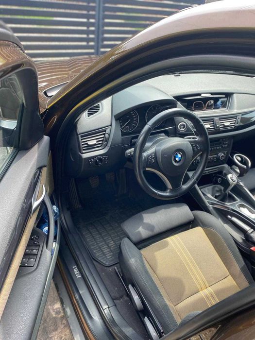 BMW 1 Series 2010 — imagine 5