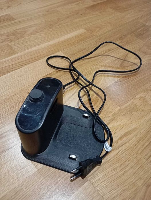 iRobot Roomba 974 (Utilizat, Stare Buna de Functionare)
