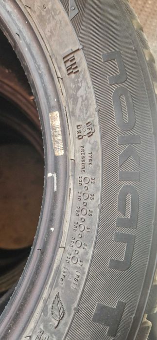 Продавам гуми Nokian 215/55/17