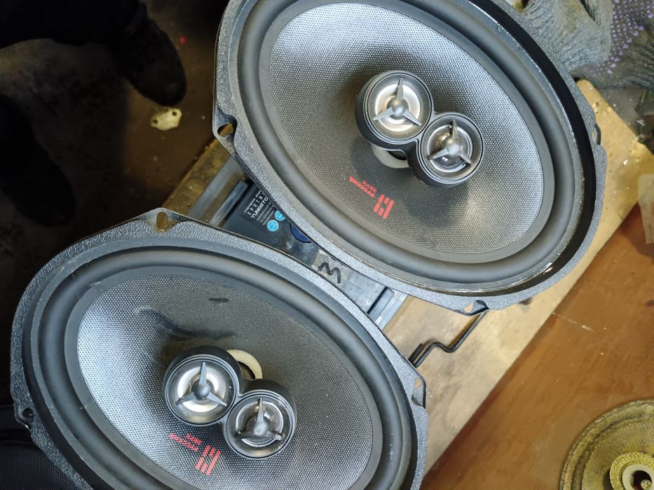 Колонки автомобильные