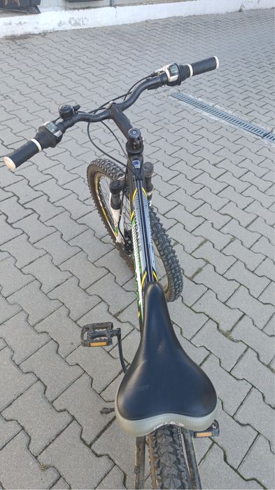Bicicleta cu roti de 26”