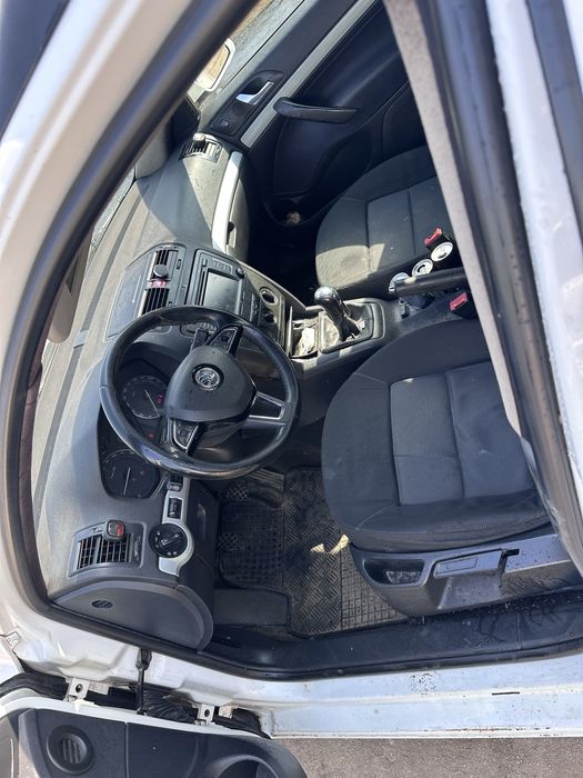 Dezmembrez dezmembrari skoda octavia 2 1.9 bxe