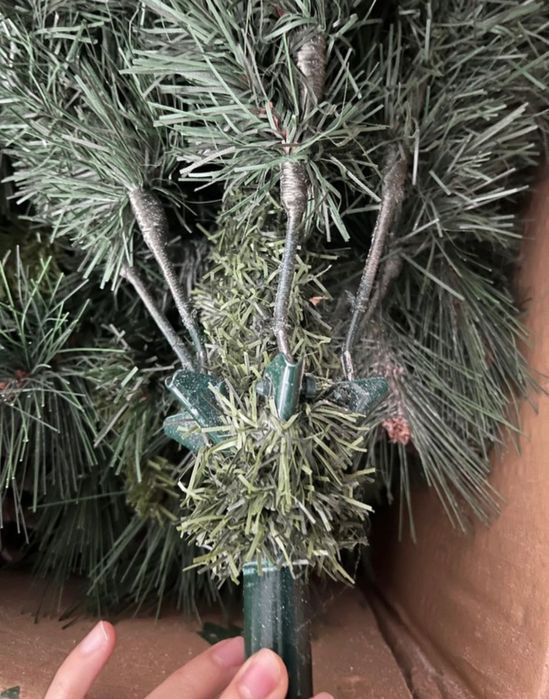 Brad artificial cu conuri 180 cm