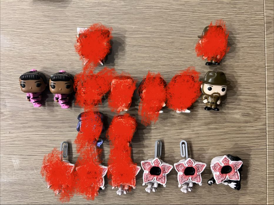 Обмен Kinder Joy Очень странные дела