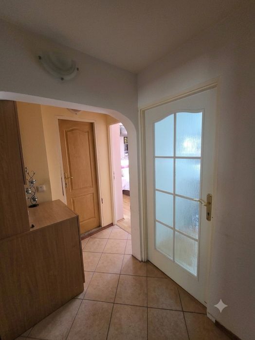 Vând apartament 4 camere