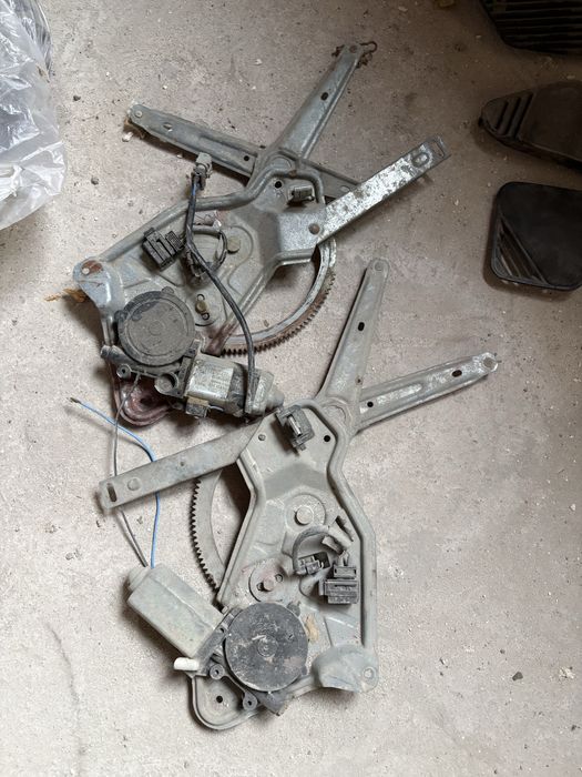 Запчасти на bmw е34