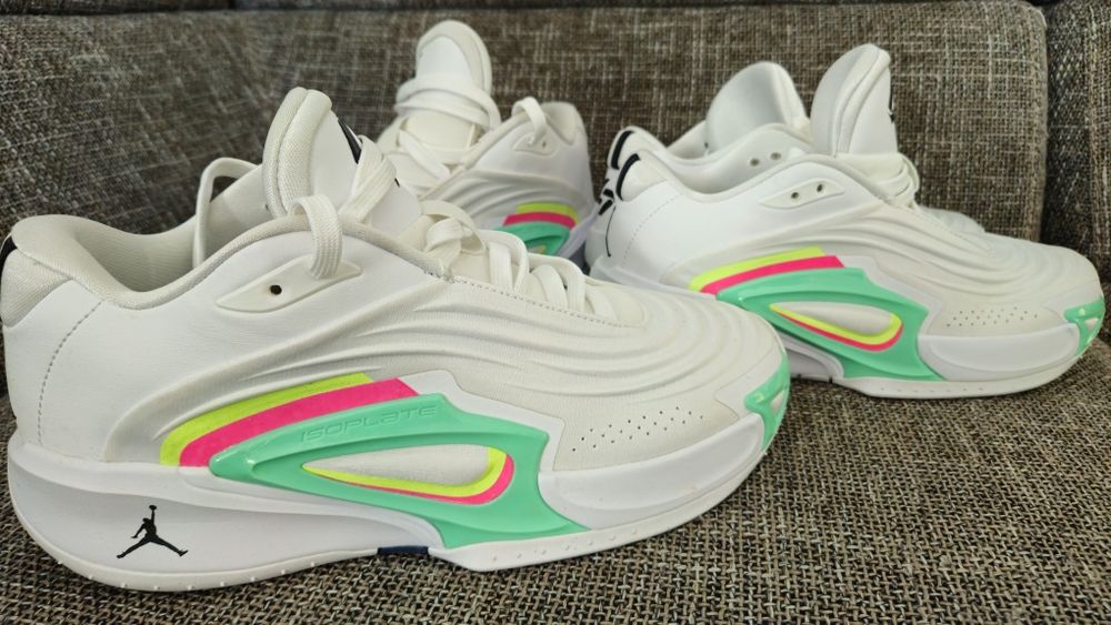 Jordan - Luka Doncic Luka 3 "Photo Finish"