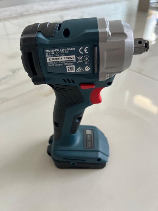 Cheie de impact Bosch Professional GDS 18V-350 – NOUĂ, nefolosita