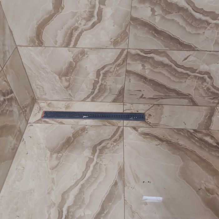 Interioare: gresie, parchet, zugrăveli, glet rigips, sanitare