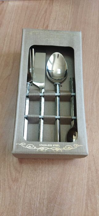 Прибори за хранене - Злато - 24бр. Кт