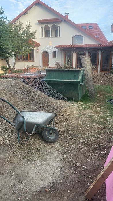 Transport container deșeuri constructii