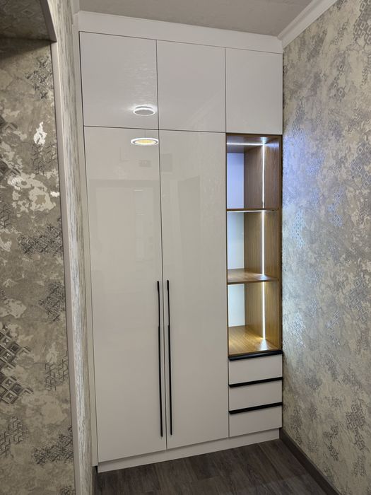 Mebel kuhinniy, spalniy, shkaf, prixojka