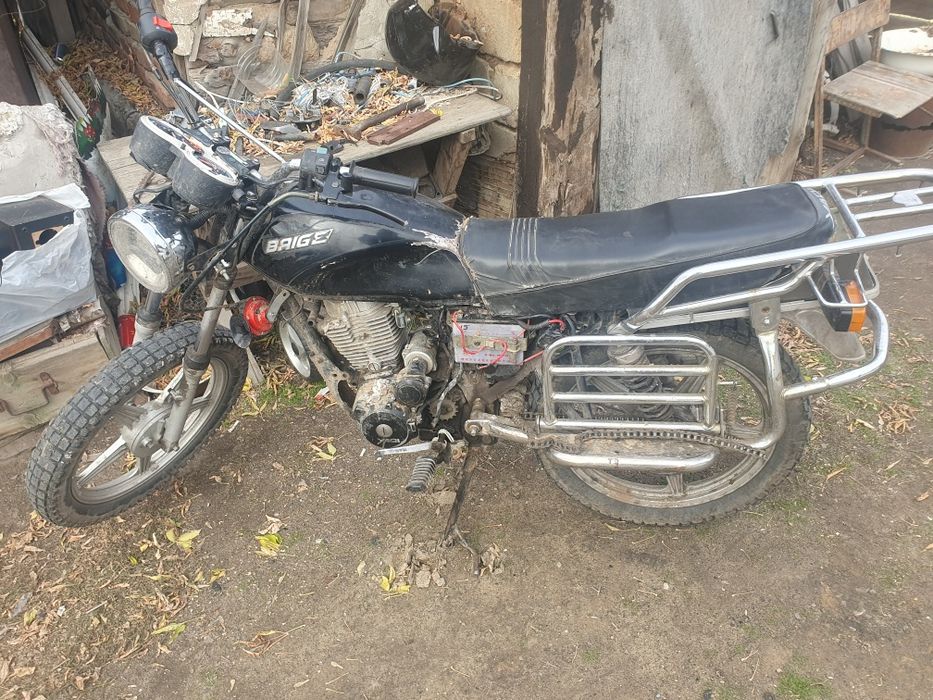 Продам Мотоцикл 200 кубиков.