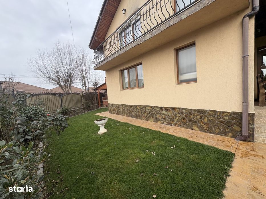 Casa trei camere ,Santandrei