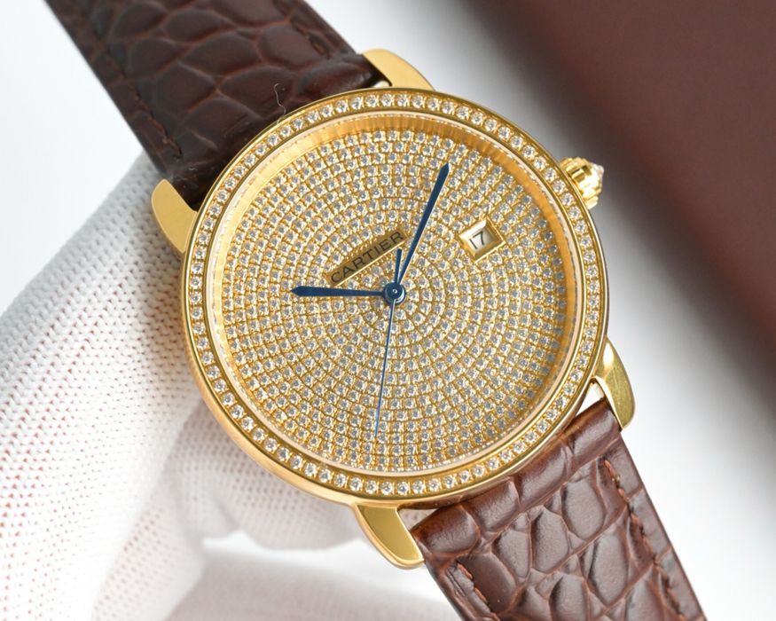 Часы Cartier бриллиантами
