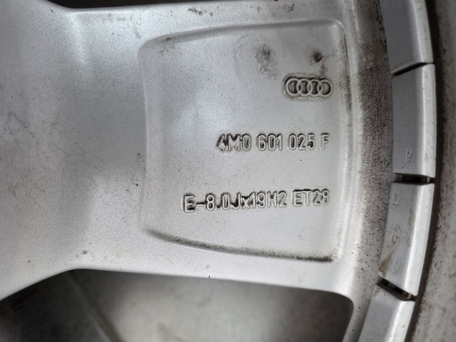 Джанти 19 - Audi Q7