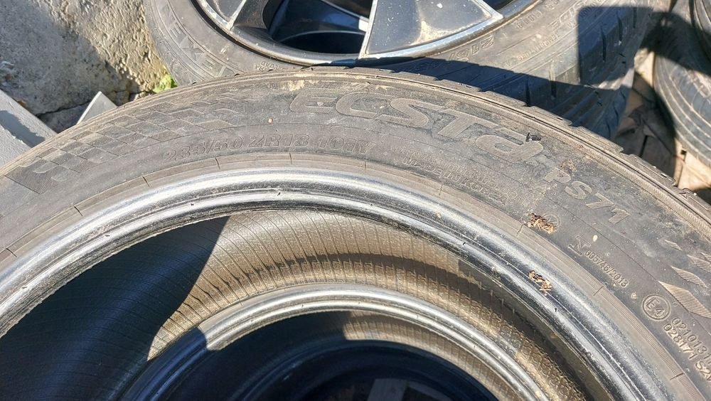 Летни гуми 235 50  R 18 DOT 19 Kumho