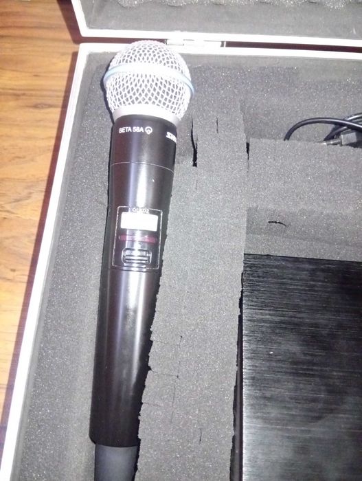 Микрофони втора употреба