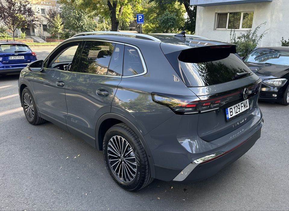 VOLKSWAGEN Tiguan 2025 — imagine 3