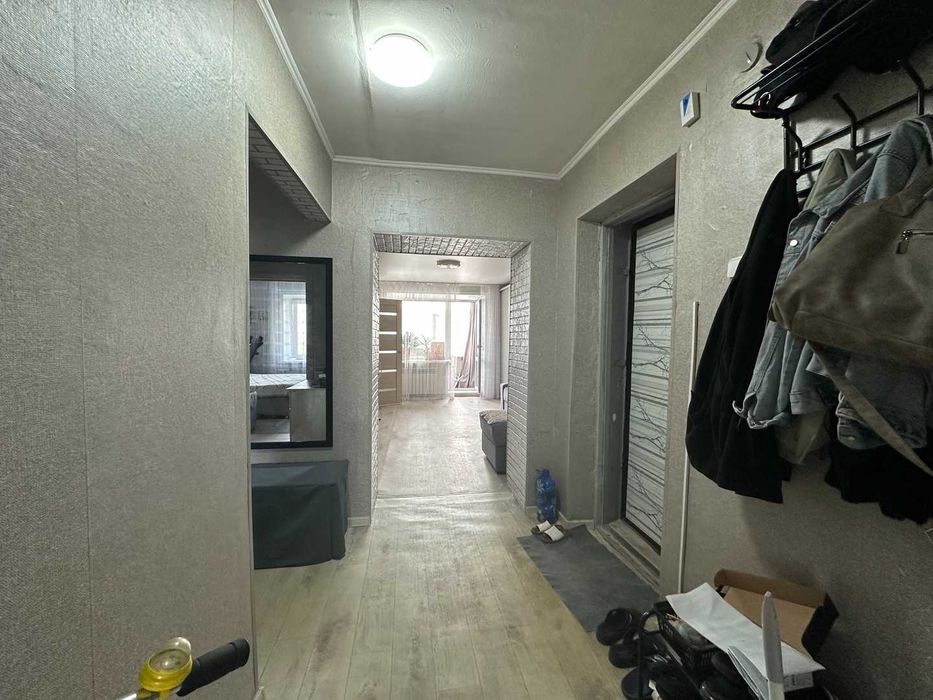 Продам 3 ком в центре