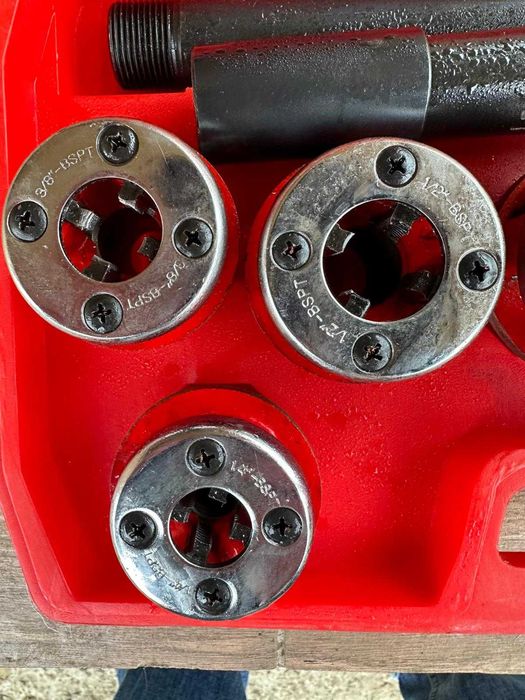 Trusa clupa manuala de filetat