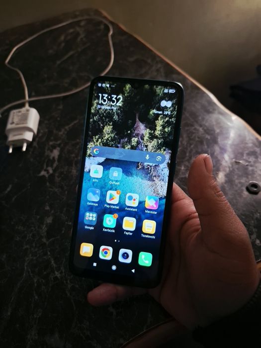 Xiomi redmi 9a sroʻchna sotiladi.
