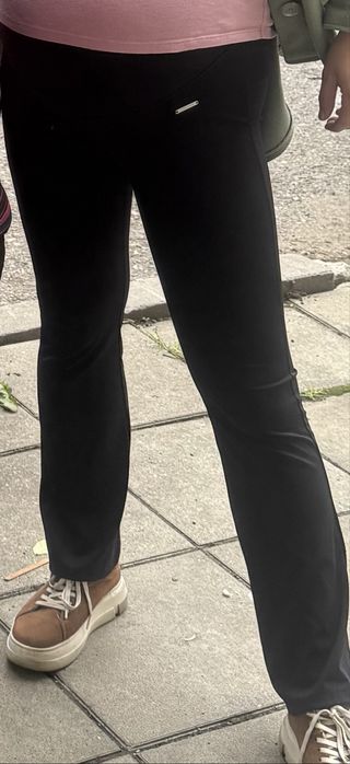 Клин за бременни на марката Genezis