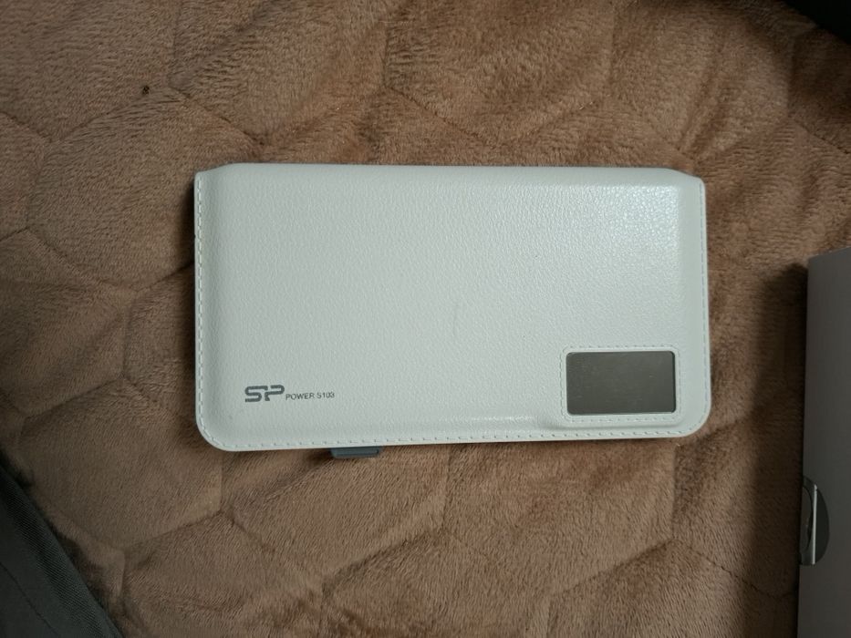 Vand telefoane mobile