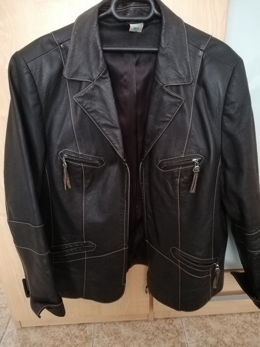 Дамско кожено яке естествена кожа.