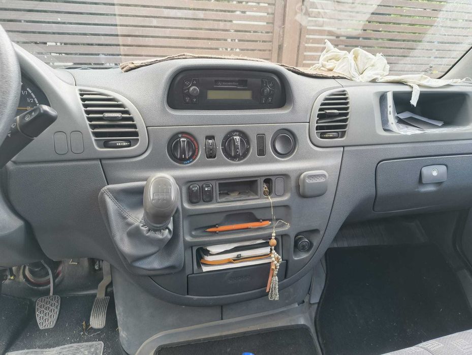 Mercedes Sprinter BASCULABIL 2.7 CDI (156 CP) / An 2004 / Punte Dublă / Cat. B