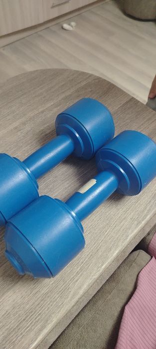 Гантели по 1.5 кг