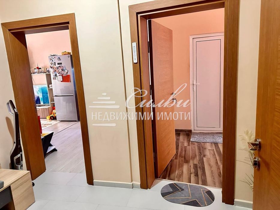 Продава се Двустаен апартамент в Шумен, Боян Българанов 2 - 55 кв.м за 1345 €/кв.м - Снимка #4