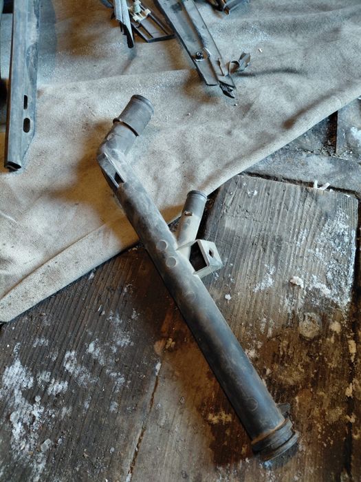 Продам запчасти на БМВ е39 и е38