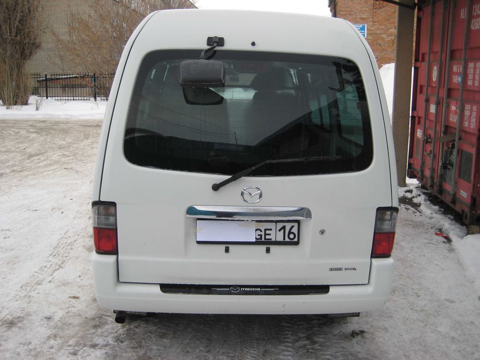 MAZDA BONGO грузопассажирская