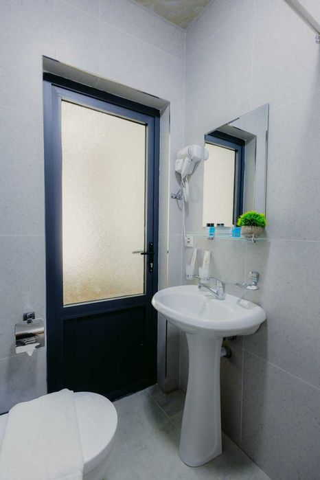 Продается действующая гостиница в Яккасарайском районе