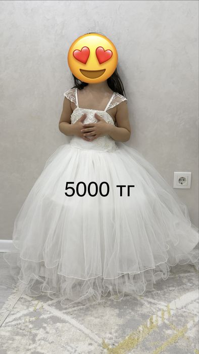 Нарядные платья для девочек