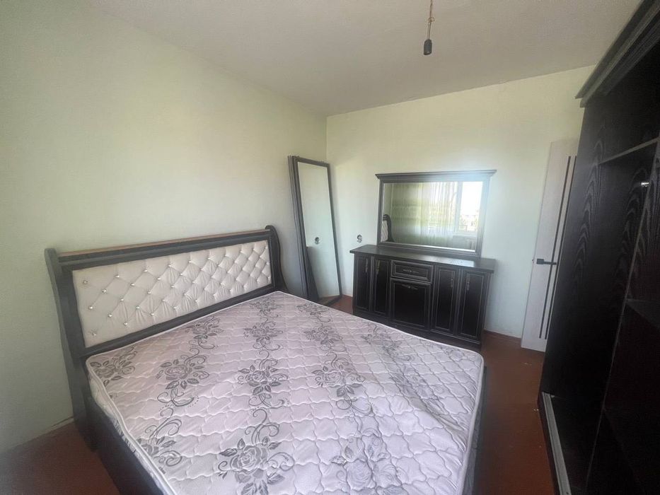 Сдается 3х комнатная квартира
Для семейным 
В гореде Алмалыке